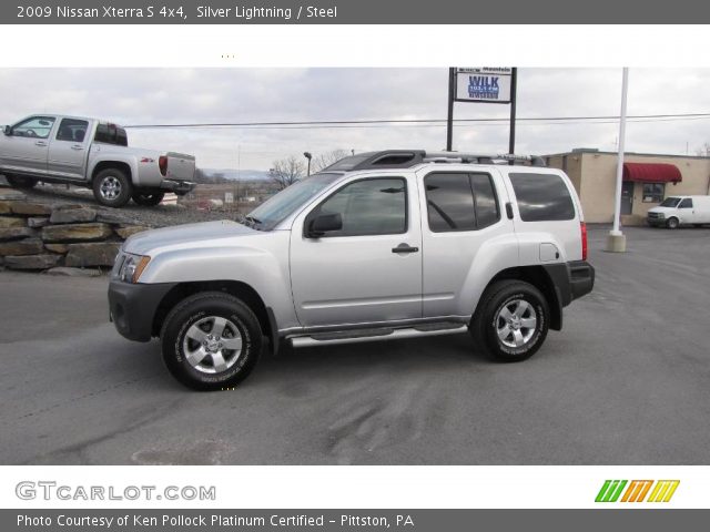 2009 Nissan Xterra S 4x4 in Silver Lightning