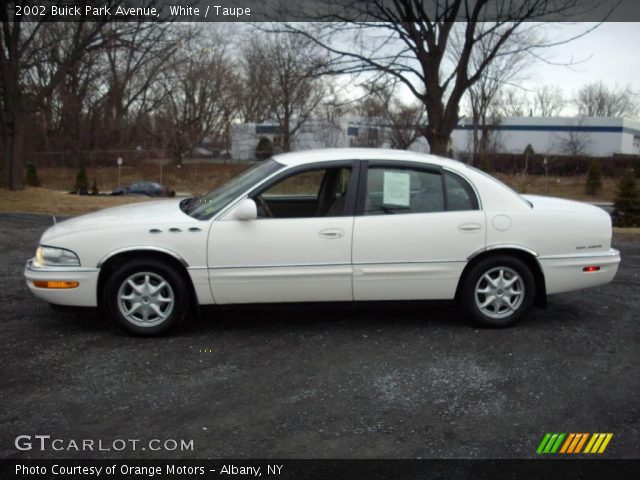 2002 Buick Park Avenue  in White