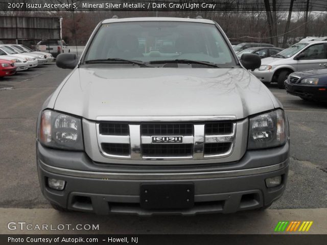 2007 Isuzu Ascender S in Mineral Silver Metallic