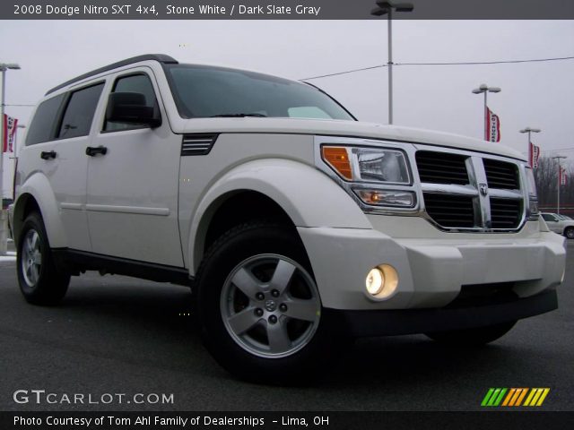 2008 Dodge Nitro SXT 4x4 in Stone White