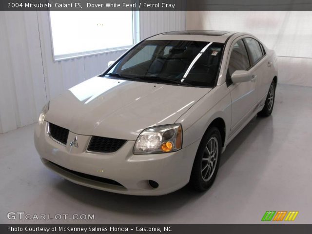 2004 Mitsubishi Galant ES in Dover White Pearl
