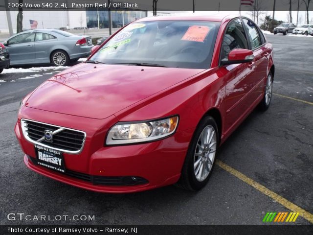 2009 Volvo S40 2.4i in Passion Red