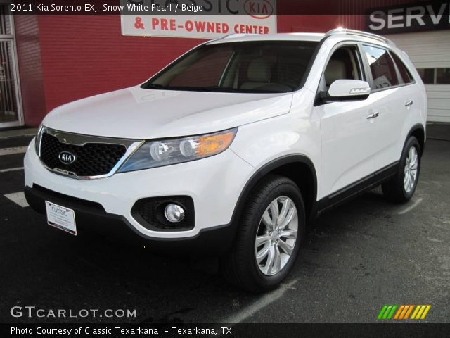2011 Kia Sorento EX in Snow White Pearl