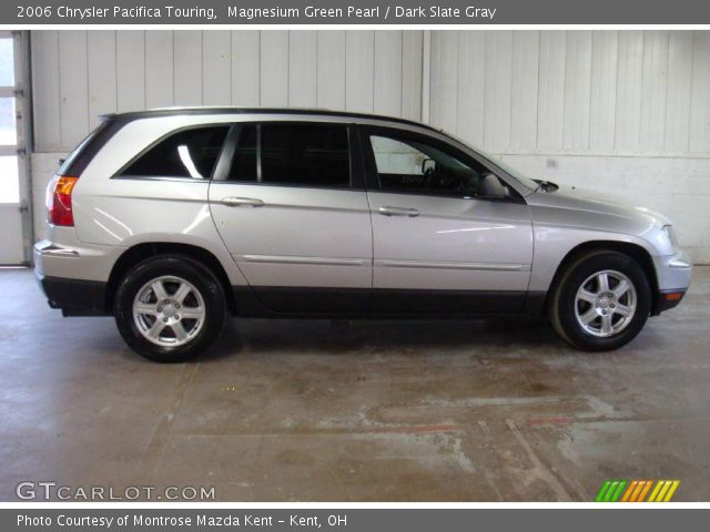 2006 Chrysler Pacifica Touring in Magnesium Green Pearl