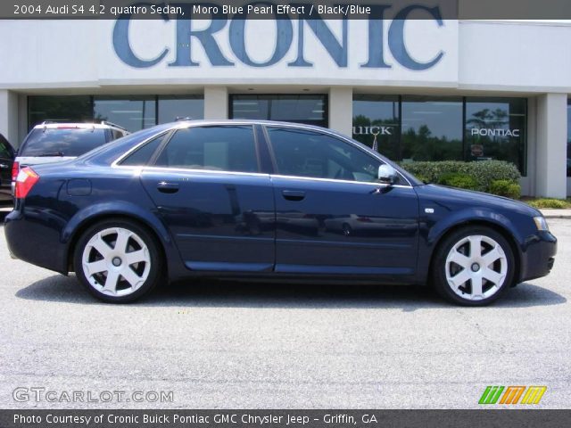 2004 Audi S4 4.2 quattro Sedan in Moro Blue Pearl Effect