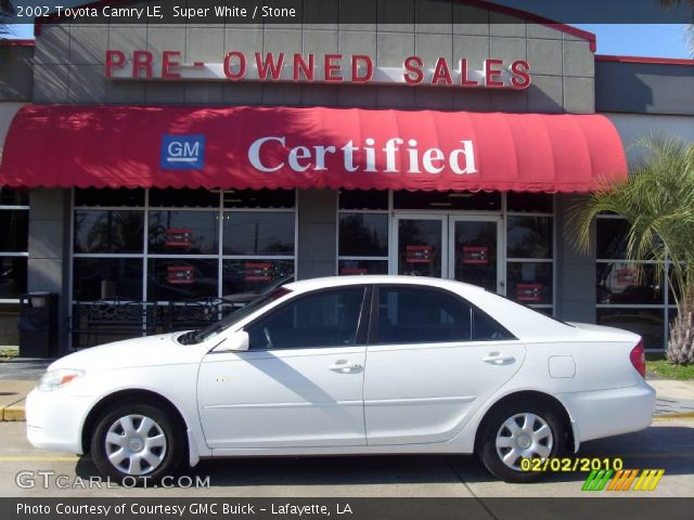2002 Toyota Camry LE in Super White