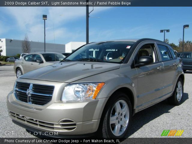 2009 Dodge Caliber SXT in Light Sandstone Metallic