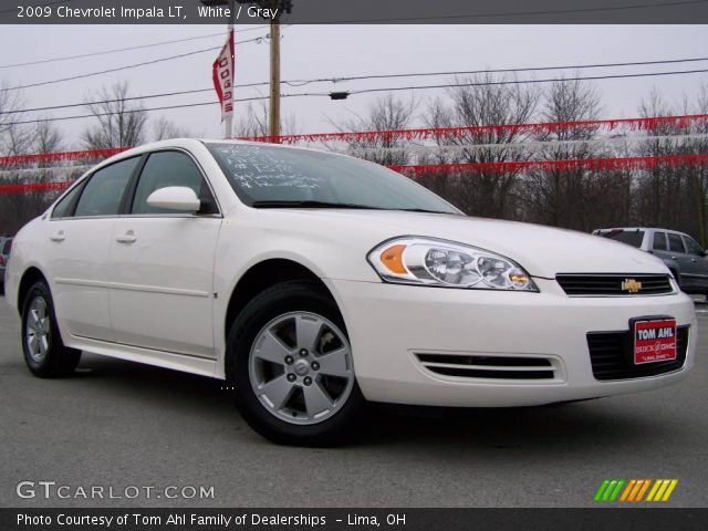 2009 Chevrolet Impala LT in White