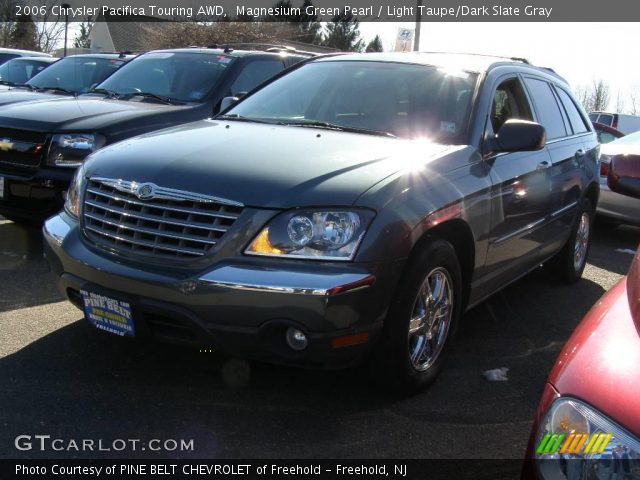 2006 Chrysler Pacifica Touring AWD in Magnesium Green Pearl