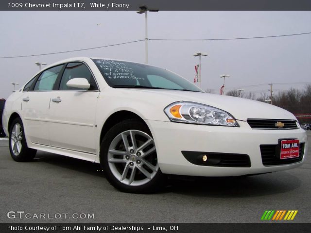 2009 Chevrolet Impala LTZ in White