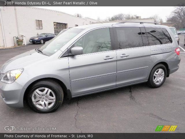 2007 Honda Odyssey EX-L in Silver Pearl Metallic