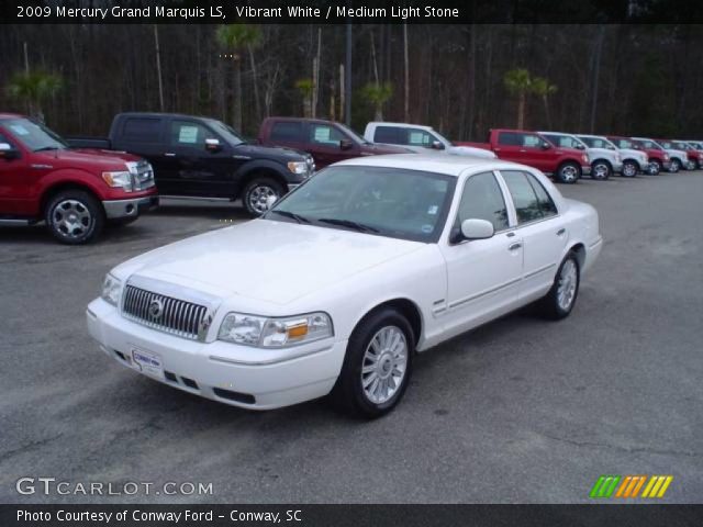 2009 Mercury Grand Marquis LS in Vibrant White