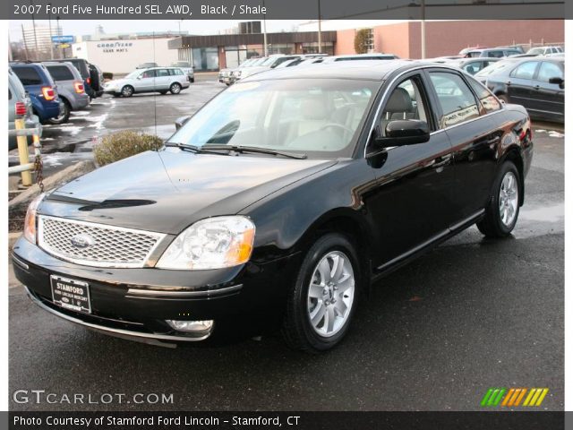 2007 Ford Five Hundred SEL AWD in Black