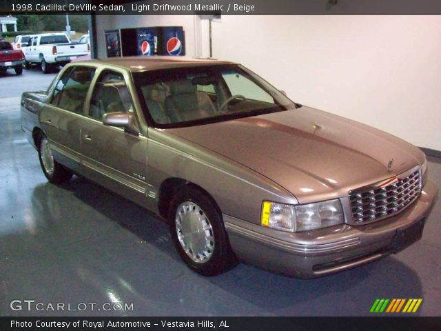 1998 Cadillac DeVille Sedan in Light Driftwood Metallic