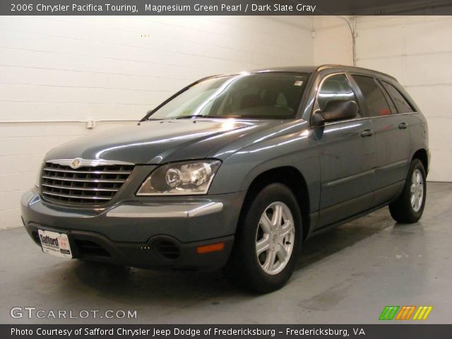 2006 Chrysler Pacifica Touring in Magnesium Green Pearl