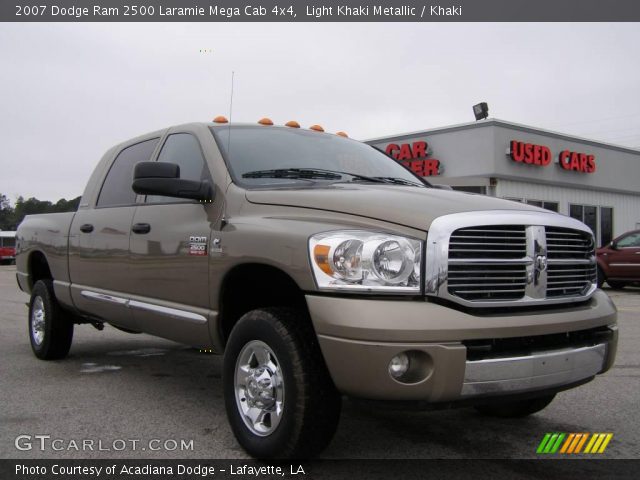 2007 Dodge Ram 2500 Laramie Mega Cab 4x4 in Light Khaki Metallic