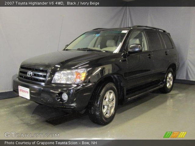 2007 Toyota Highlander V6 4WD in Black