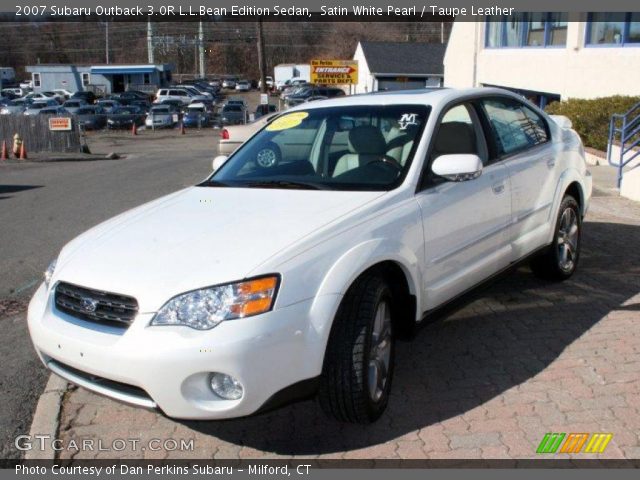 2007 Subaru Outback 3.0R L.L.Bean Edition Sedan in Satin White Pearl