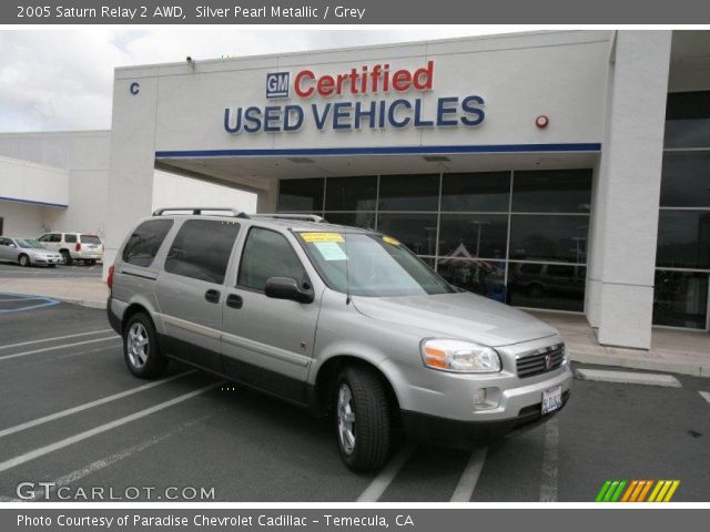 2005 Saturn Relay 2 AWD in Silver Pearl Metallic