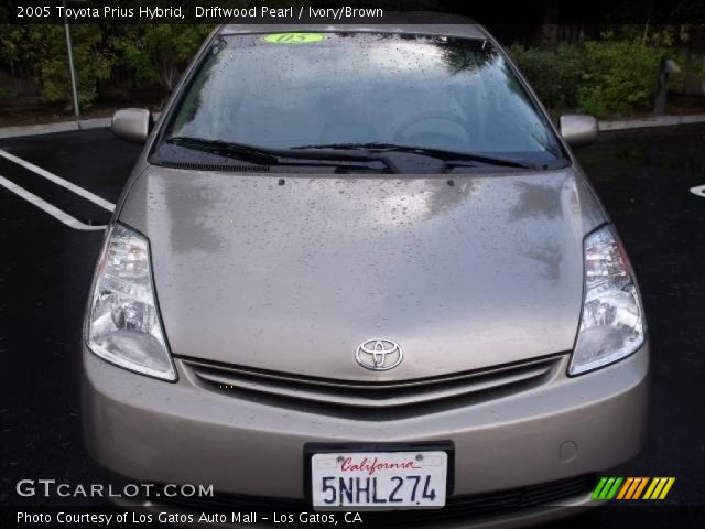 2005 Toyota Prius Hybrid in Driftwood Pearl