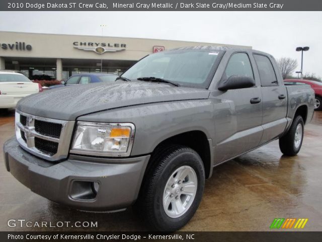 2010 Dodge Dakota ST Crew Cab in Mineral Gray Metallic