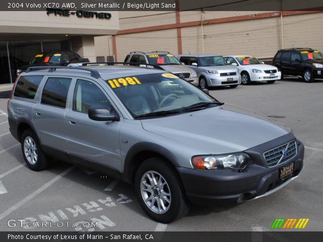 2004 Volvo XC70 AWD in Silver Metallic