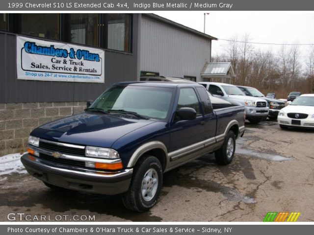 1999 Chevrolet S10 LS Extended Cab 4x4 in Indigo Blue Metallic