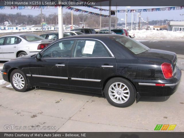 2004 Hyundai XG350 L Sedan in Black Obsidian