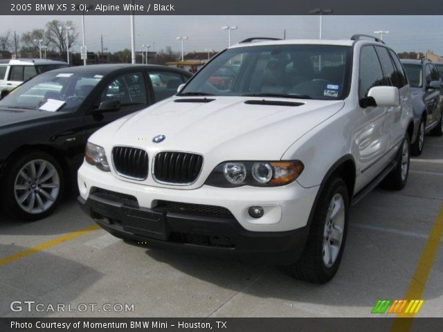 2005 BMW X5 3.0i in Alpine White