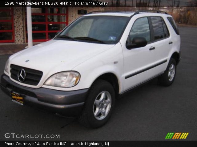 1998 Mercedes-Benz ML 320 4Matic in Polar White