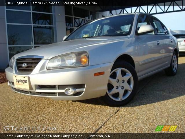 2004 Hyundai Elantra GLS Sedan in Sterling Silver