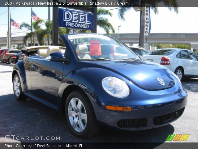 2007 Volkswagen New Beetle 2.5 Convertible in Shadow Blue