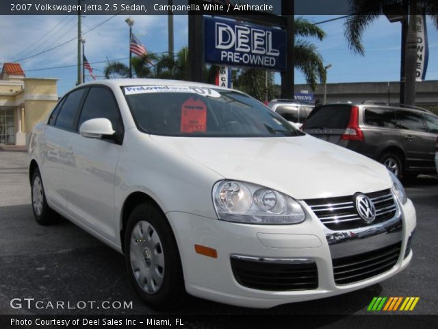 2007 Volkswagen Jetta 2.5 Sedan in Campanella White