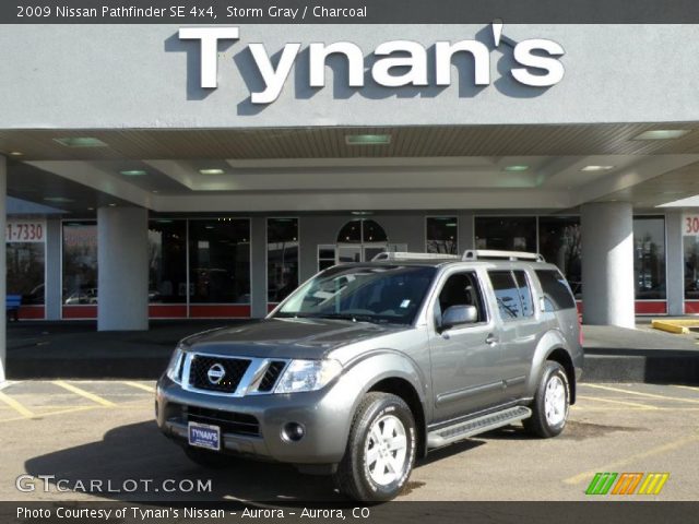 2009 Nissan Pathfinder SE 4x4 in Storm Gray
