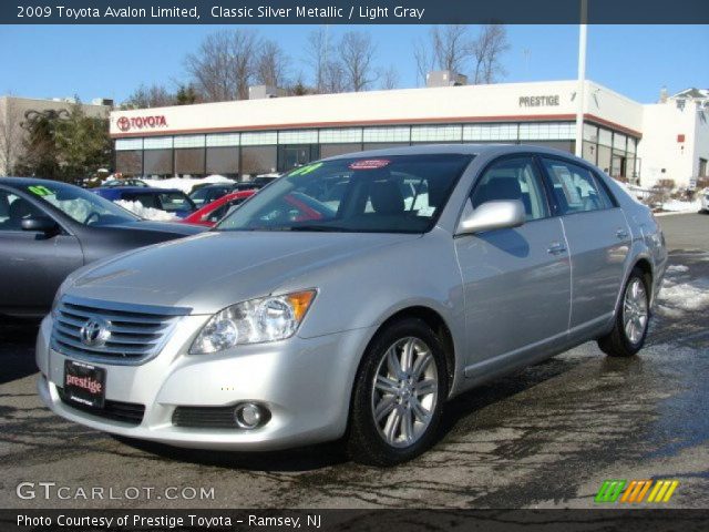 2009 Toyota Avalon Limited in Classic Silver Metallic