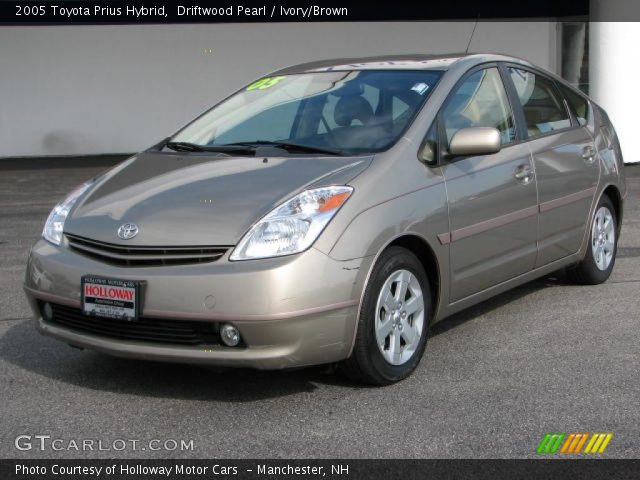 2005 Toyota Prius Hybrid in Driftwood Pearl