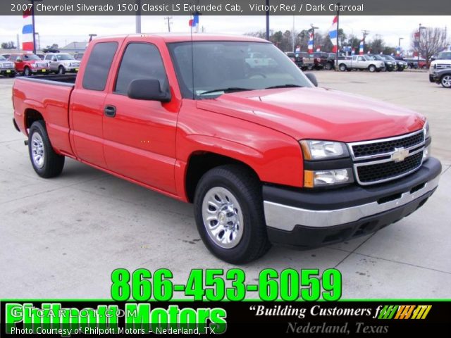 2007 Chevrolet Silverado 1500 Classic LS Extended Cab in Victory Red