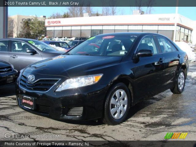 2010 Toyota Camry LE in Black