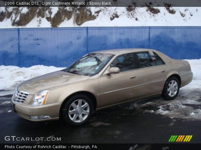 2006 Cadillac DTS  in Light Cashmere Metallic