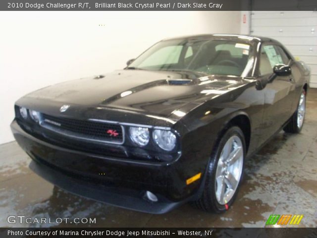 2010 Dodge Challenger R/T in Brilliant Black Crystal Pearl