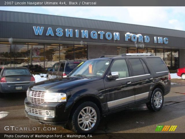 2007 Lincoln Navigator Ultimate 4x4 in Black