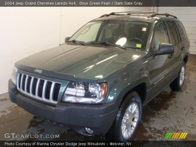 2004 Jeep Grand Cherokee Laredo 4x4 in Onyx Green Pearl