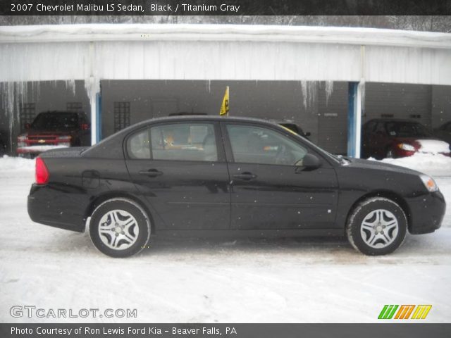 2007 Chevrolet Malibu LS Sedan in Black