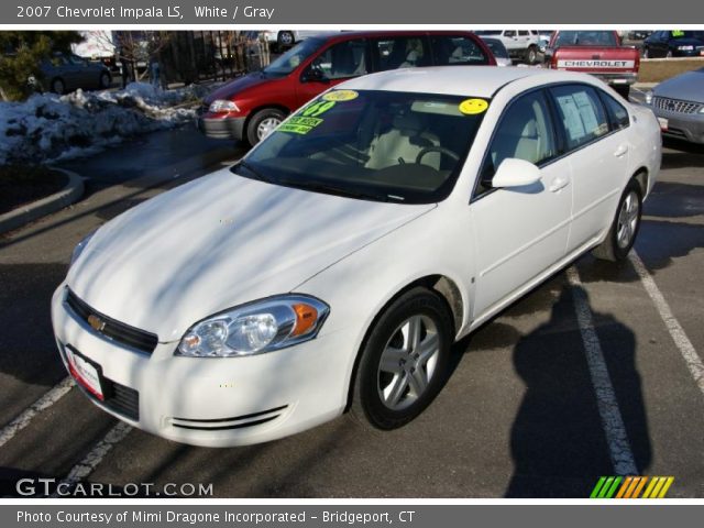 2007 Chevrolet Impala LS in White