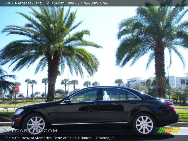 2007 Mercedes-Benz S 550 Sedan in Black
