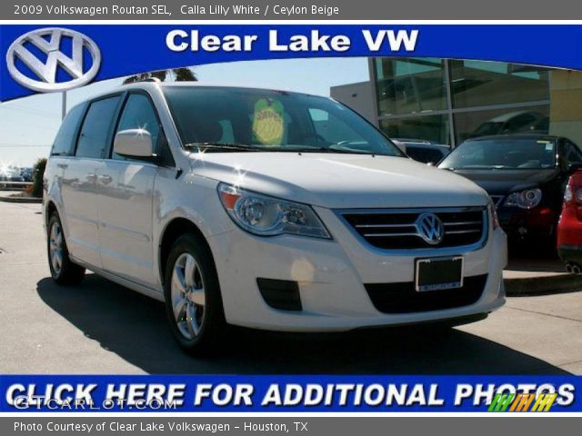 2009 Volkswagen Routan SEL in Calla Lilly White