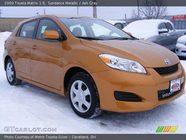 2009 Toyota Matrix 1.8 in Sundance Metallic