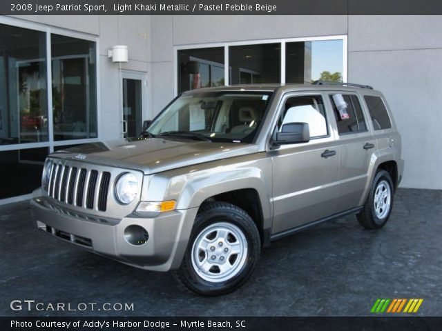 2008 Jeep Patriot Sport in Light Khaki Metallic