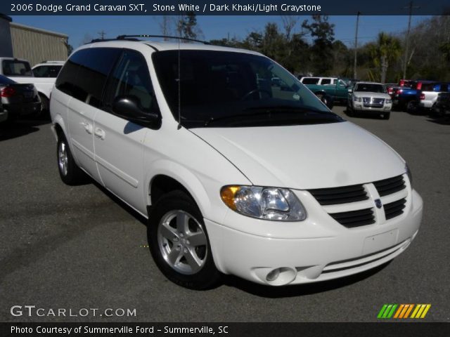 2006 Dodge Grand Caravan SXT in Stone White