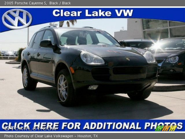 2005 Porsche Cayenne S in Black
